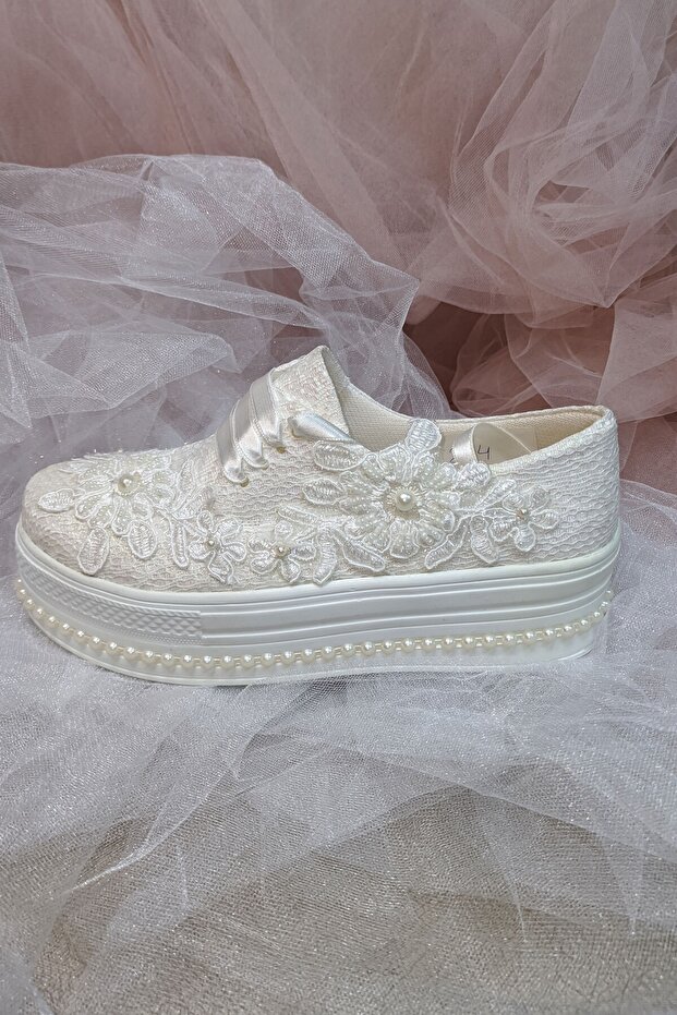 Women's White Wedge Heel Beaded Wedding Dress Shoes