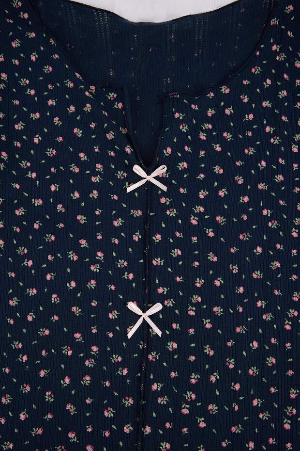 Lacivert Çiçekli Pointel Örme Büyük Beden Pijama Takımı TBBSS26AI00070 - 5