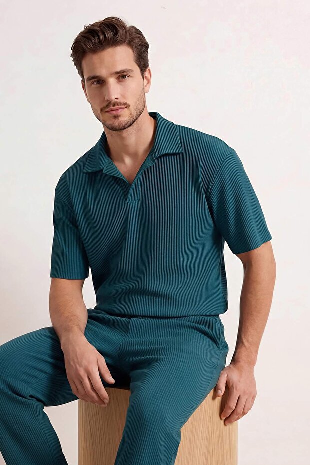 Green Oversized Polo Neck Plain Polo Neck T-Shirt Tmnss23Po00020