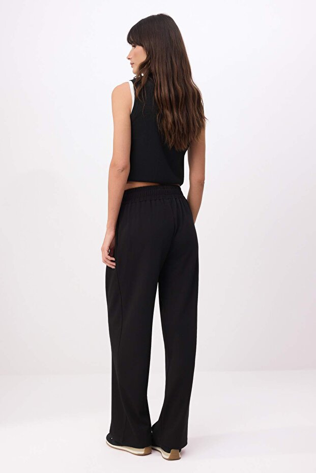 Siyah Wide Leg/Geniş Paça Büzgülü Normal Bel Soft Touch Örme Pantolon TWOSS26PL00139 - 4