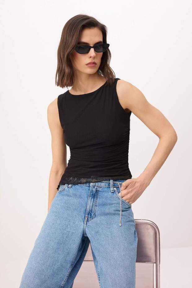 Siyah Fitted/Vücuda Oturan Kolsuz Büzgülü Crop/Kısa Tül Örme Bluz TWOSS26BZ00349 - 2