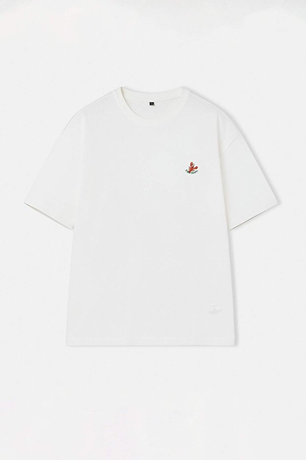 Ekru Istakoz Nakışlı Oversize/Geniş Kesim %100 Pamuk T-Shirt TMNSS26TS00025 - 4