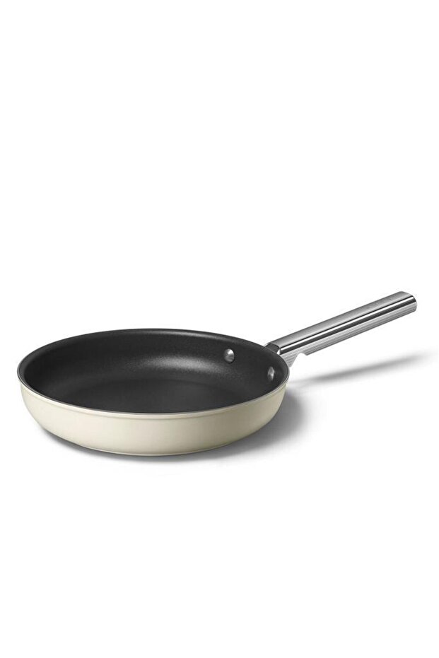 Cookware 50's Style Cream Pan 26 Cm