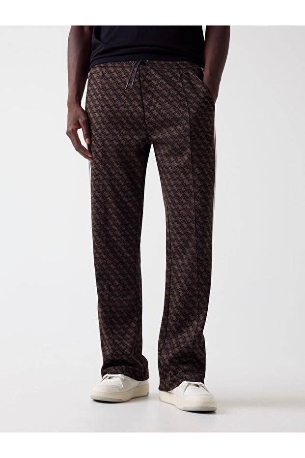 Straight leg sweatpants