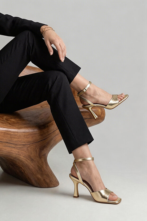 Leoni Gold Women's Heeled Ankle Strap Shoes