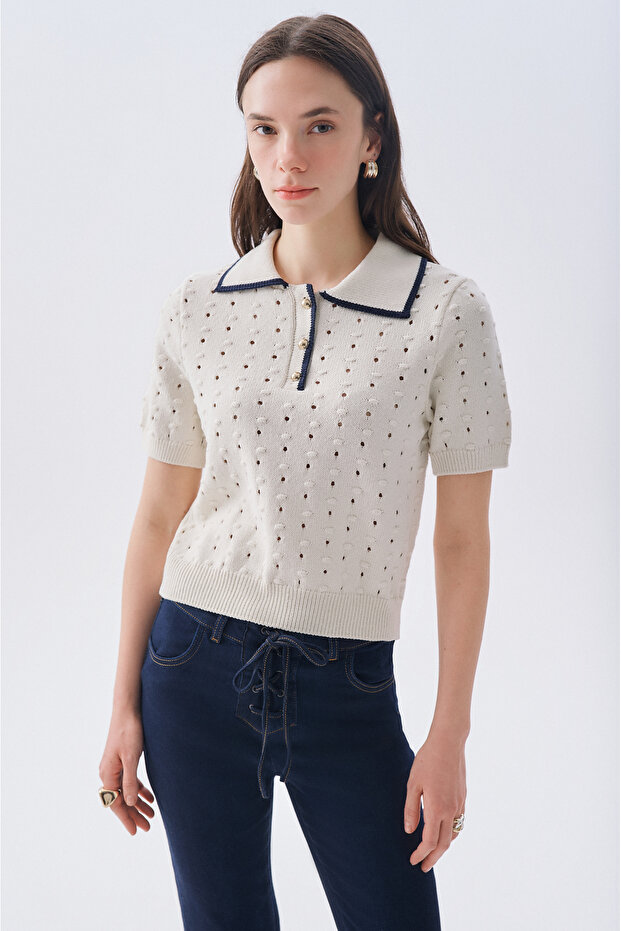 Women's Ecru Jacquard Polo Collar Short Sleeve Sweater