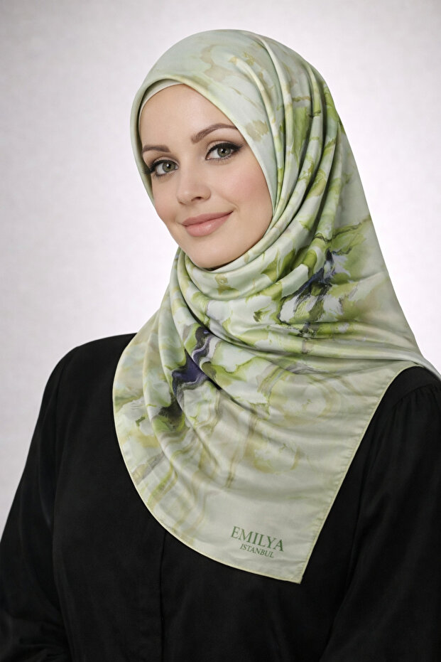 إميليا رايون وشاح منقوش بالزهور مقاس 90x90 سم