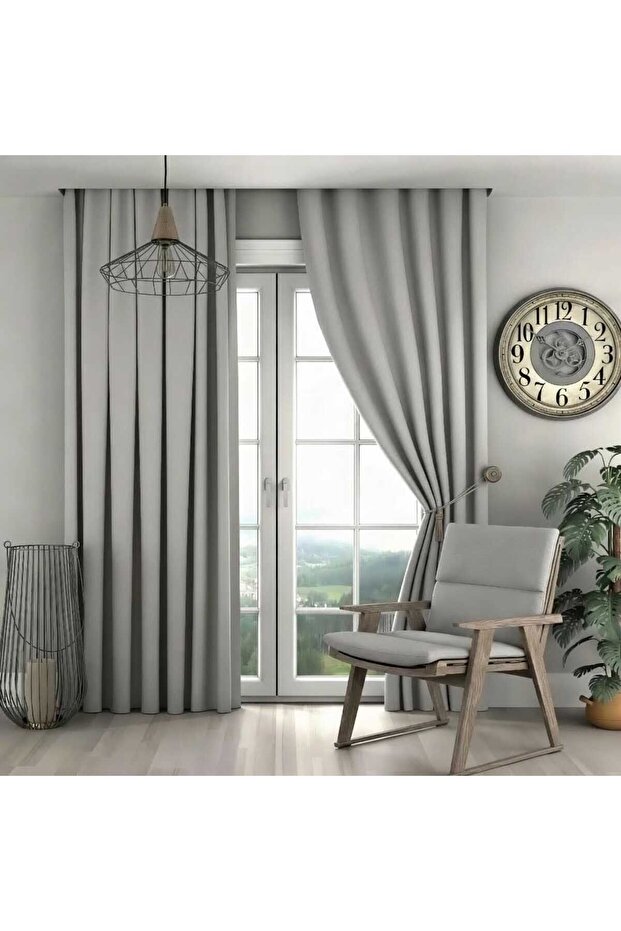 Light Gray Pleated Blackout Thermal Light Proof Blackout Curtain