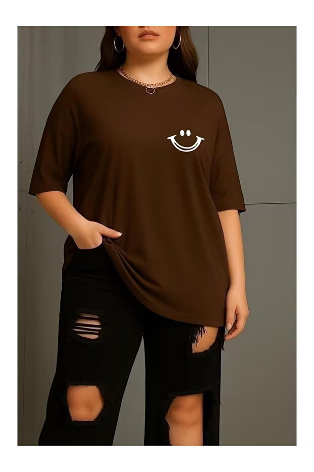 Unisex "Smile" Printed T-Shirt -Modern Style