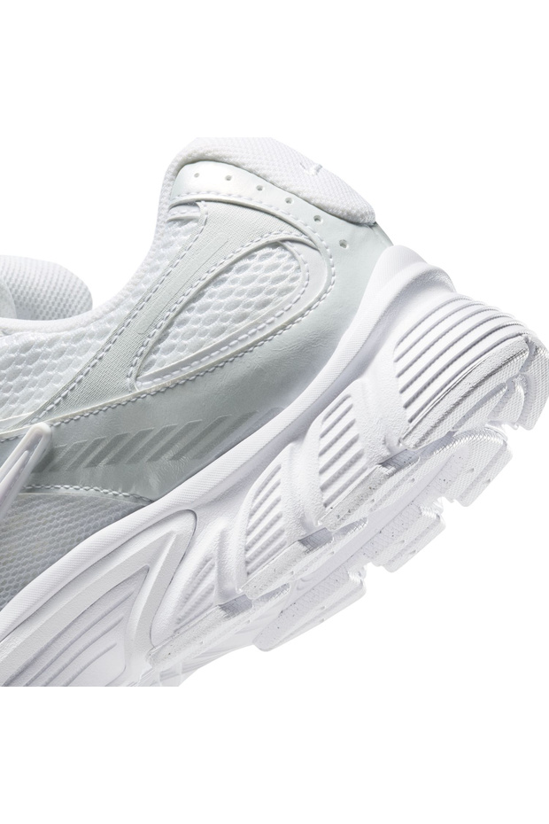 V5 RNR Sport Shoes 44.5 Athletic Footwear - 4