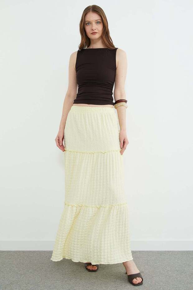 Elastic Waist Buruqu Fabric Skirt