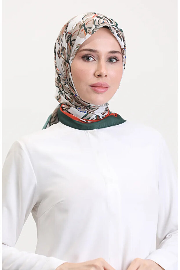 منقوش وشاح ناعم 70245-04 من فرو المنك الأخضر الزمردي