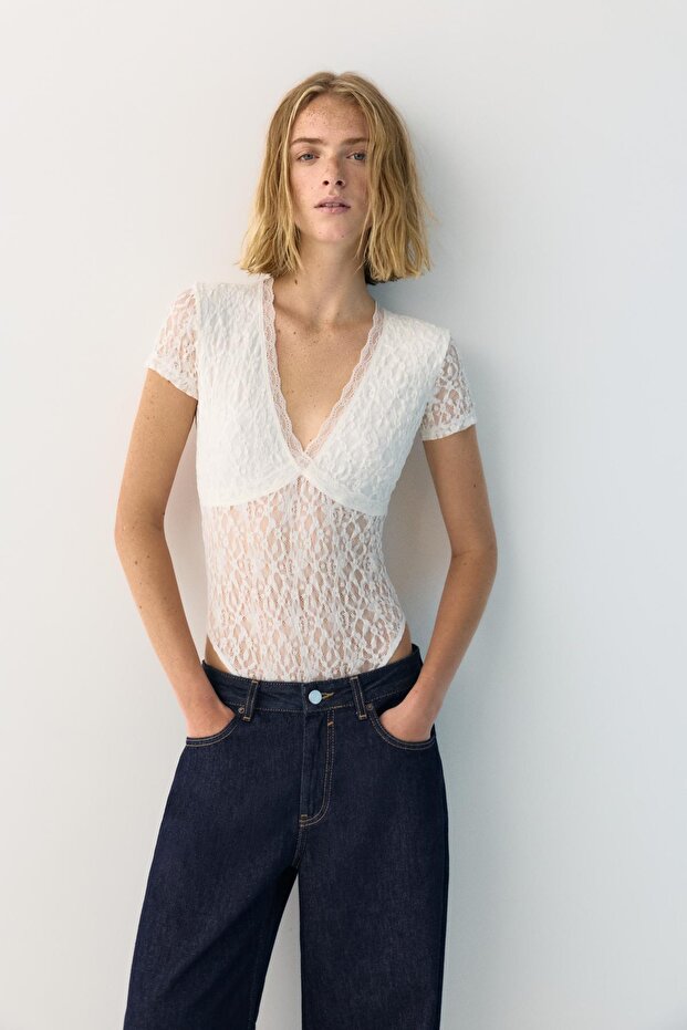 Kısa kollu dantel body - 2