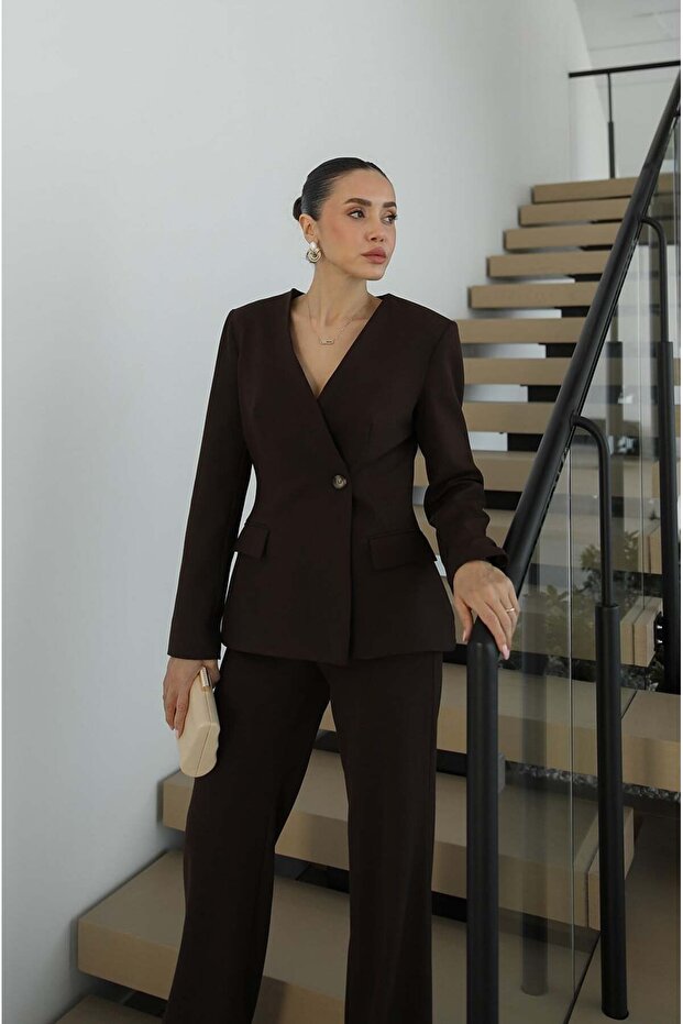 Brown V-Neck Jacket Pants Set - 4
