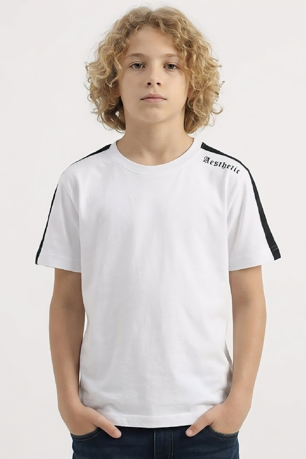 Boy's Shoulder Piped and Written T-Shirt 8-12 Years 12558
