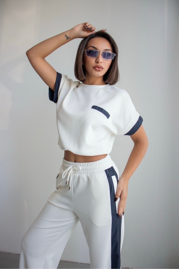 Women's Parachute Fabric Paneled Detailed Cropped Top and High Waist Wide-Leg Sweatpants Set