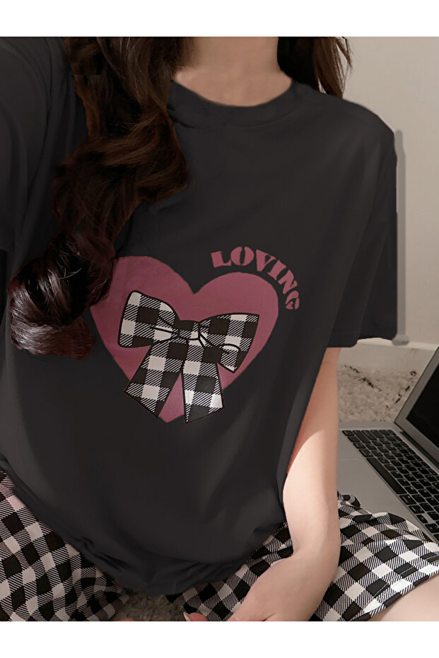 Heart Print Round Neck T-Shirt and Checked Shorts Set