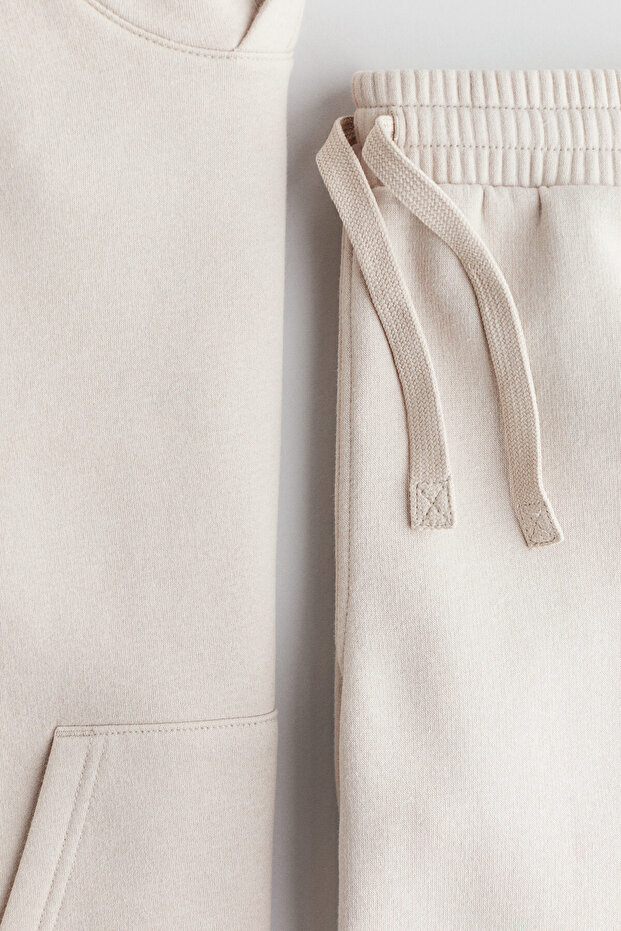 2 Parçalı Kapüşonlu Üst ve Sweatshirt Şort Set - 2