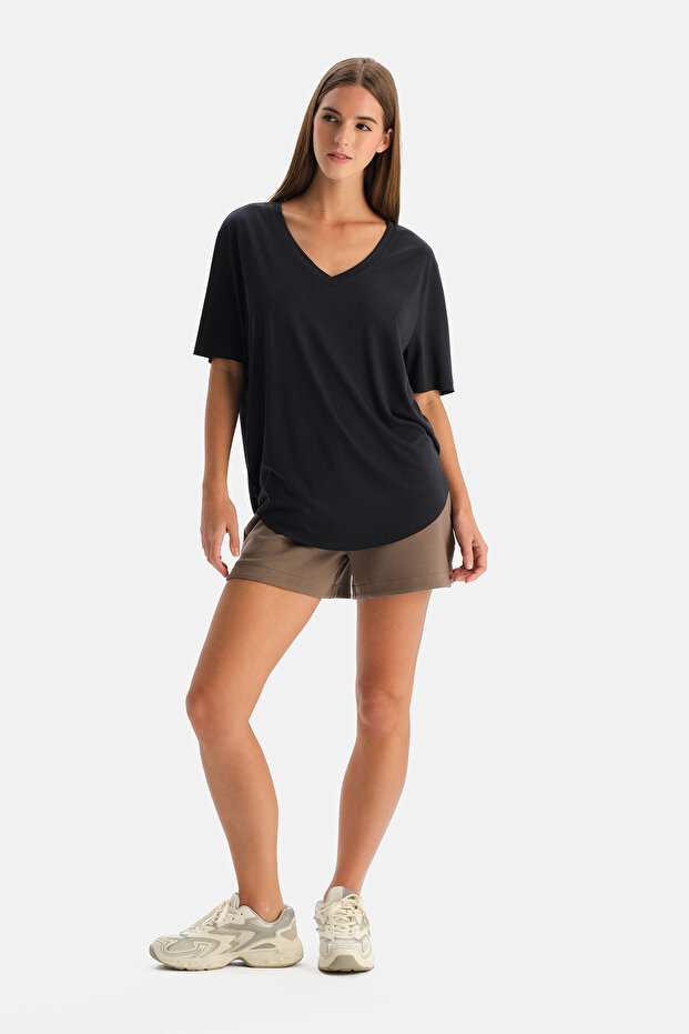 Black Modal V-Neck Basic T-Shirt - 4