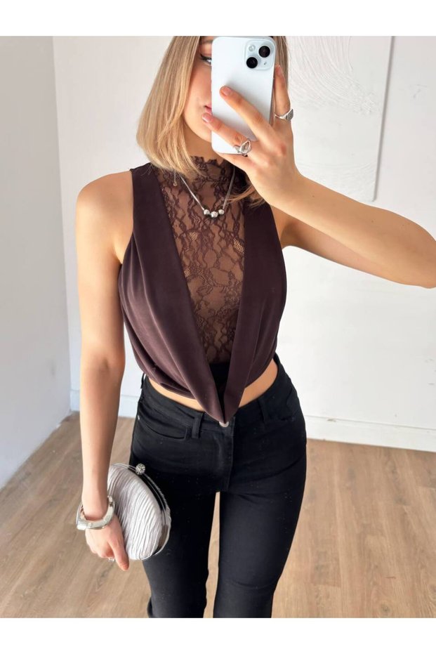 Women's Brown Lace Detailed Stylish Blouse – Elegant New Season