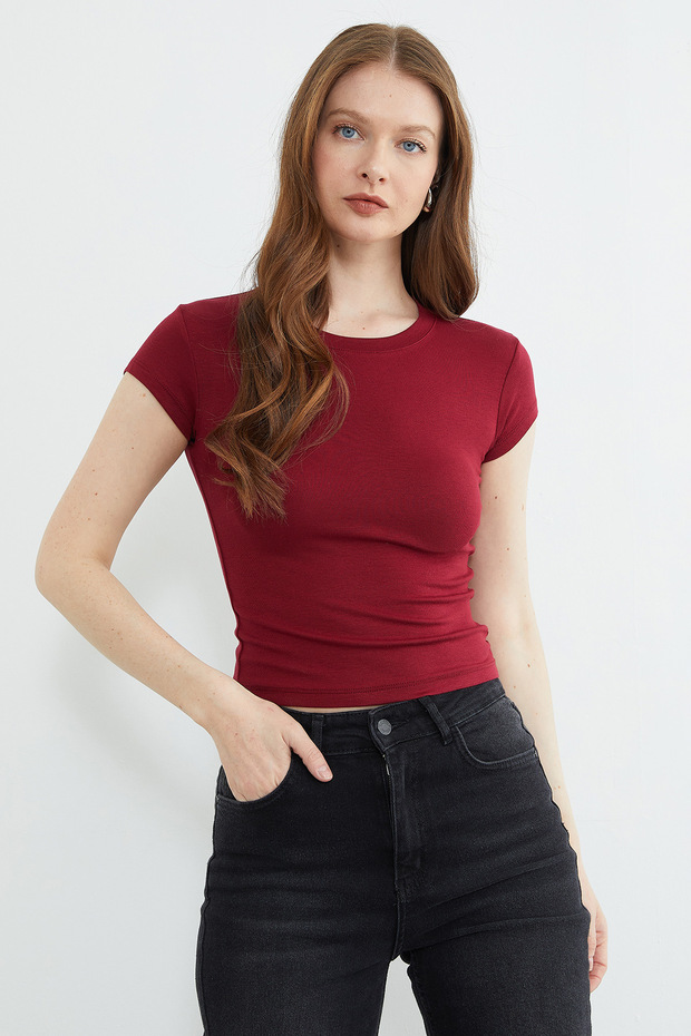 Basic Crew Neck T-Shirt - 1