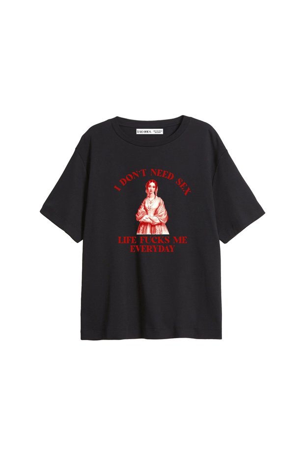 I Don'T Need Printed Relaxed Fit Black Women's Tshirt