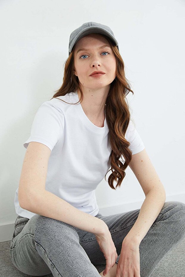 Basic Crew Neck T-Shirt - 1