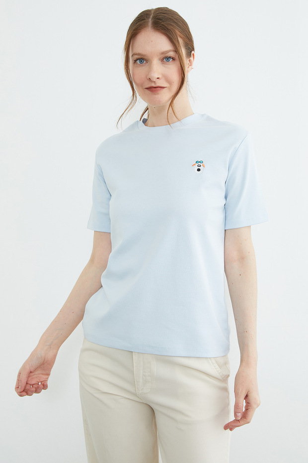 Dog Embroidered Crew Neck T-Shirt
