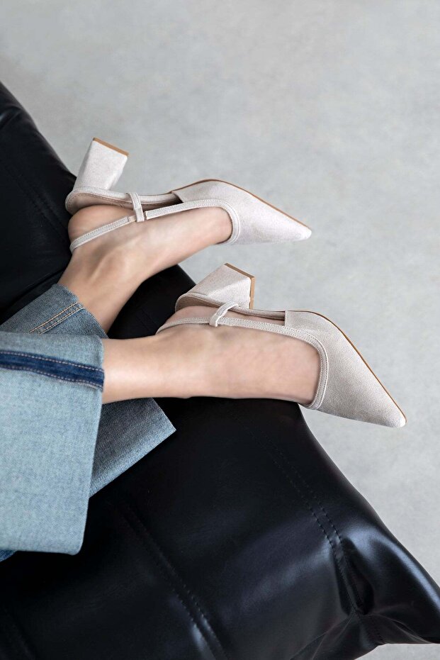 Karla Women's Heeled Shoes Suede Beige