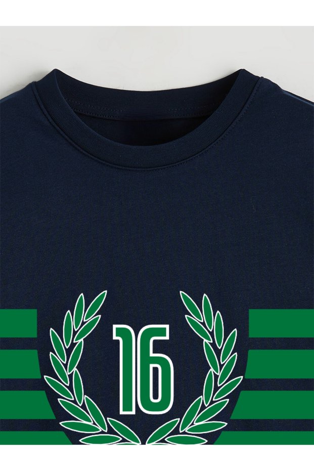 Bursa 16 Prestige – Minimal Wreath Design Children's T-Shirt