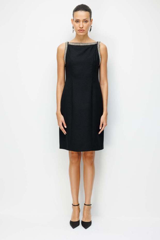 Taş İşlemeli Simli Kumaş Elbise - 1