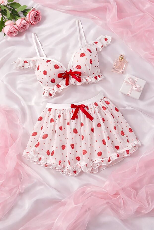 Women's Strawberry Patterned Ruffle Bralet and Mini Skirt Set (3 Pieces)