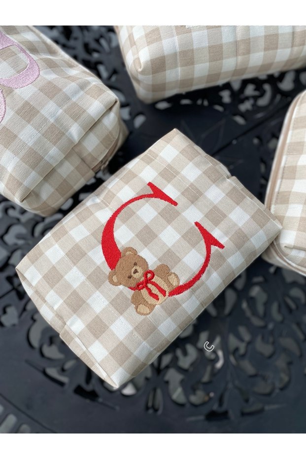 Teddy Bear Embroidered Red Organizer