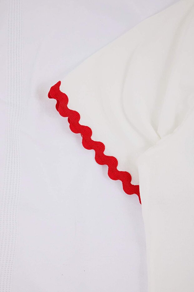 Beyaz-Pembe Ekoseli Kalpli Şerit Detaylı Örme Pijama Takımı TBBSS26AI00071 - 8