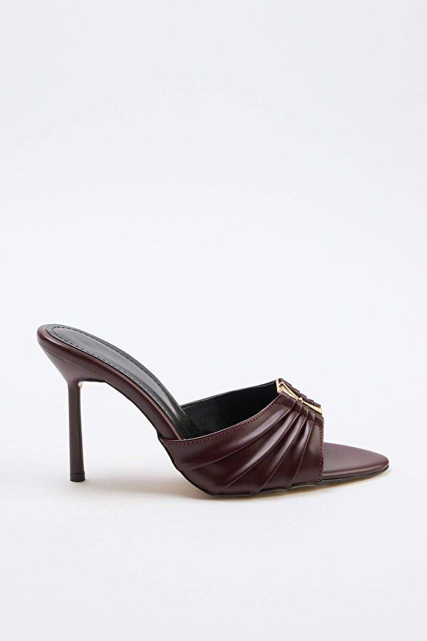 Bordo 9 cm Premium Kadın Klasik Topuklu Ayakkabı TAKSS26TO00037 - 3