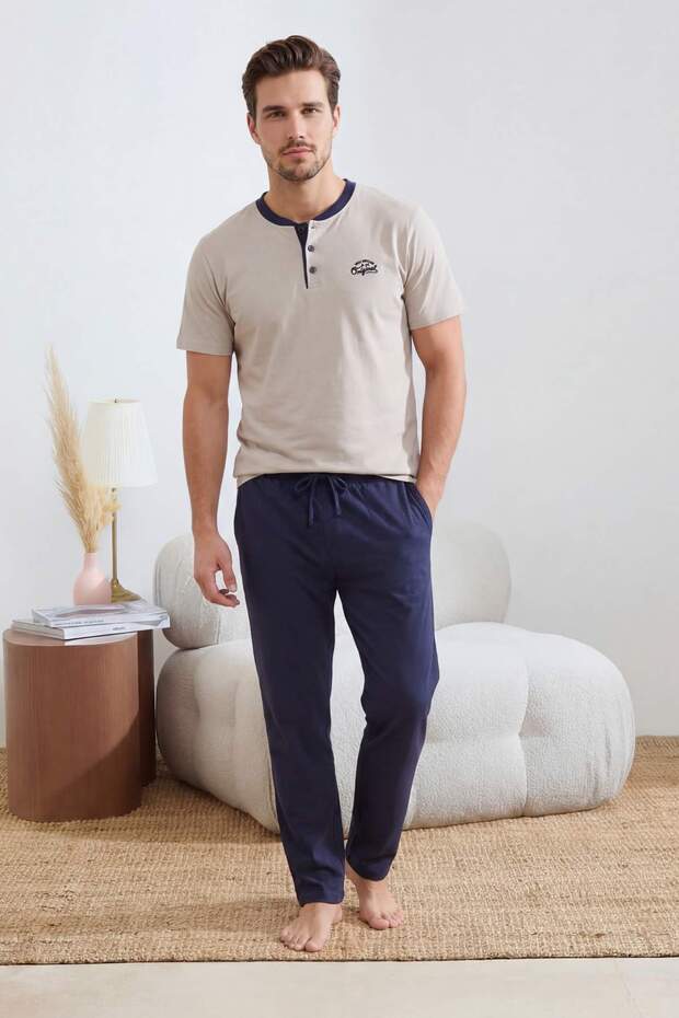 Gri Regular Düğmeli Yaka Örme Pijama Takımı TMNSS26PT00033 - 1