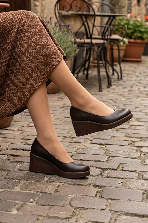 Mabel Brown Genuine Cowhide Leather Round Toe Wedge Heel Casual Shoes