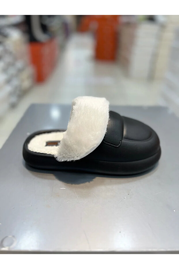 Kadın Ev İçi Terlik - 2