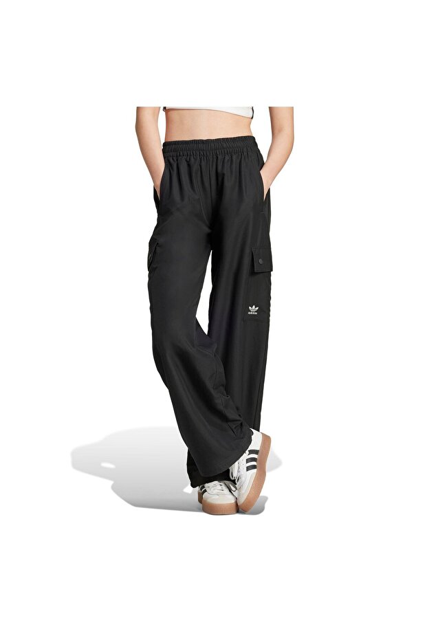 Essentials Woven Cargo Pants - 1