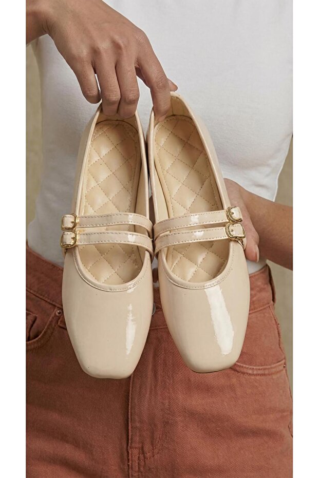 Women's Beige Double-Strapped Buckle Patent Leather Mary Jane Ballerinas 1cm Byndsu01