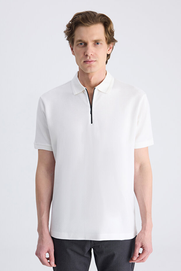 Ds Damat Regular Fit White Pique Textured 100% Cotton T-Shirt