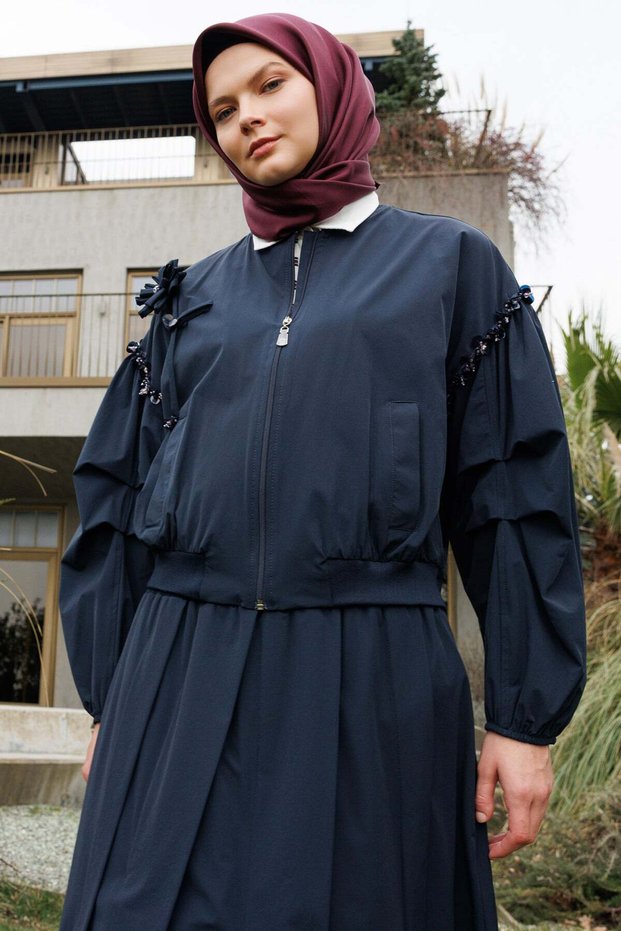 Çiçek Aplikeli Bomber Ceket