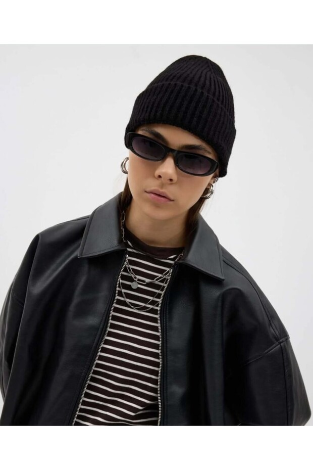 Ribbed Knitted Beret - 6