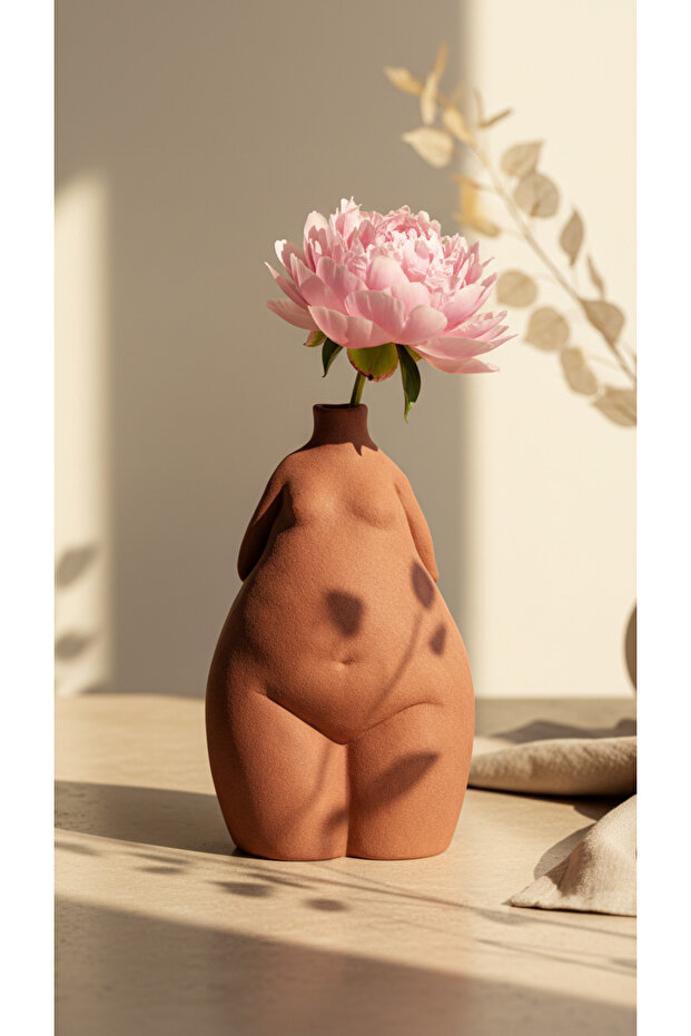 Kadın Figürlü Vazo - 3