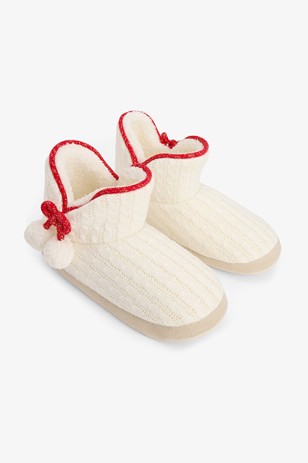 Kırık Beyaz Pompomlu Ev Botu - 2