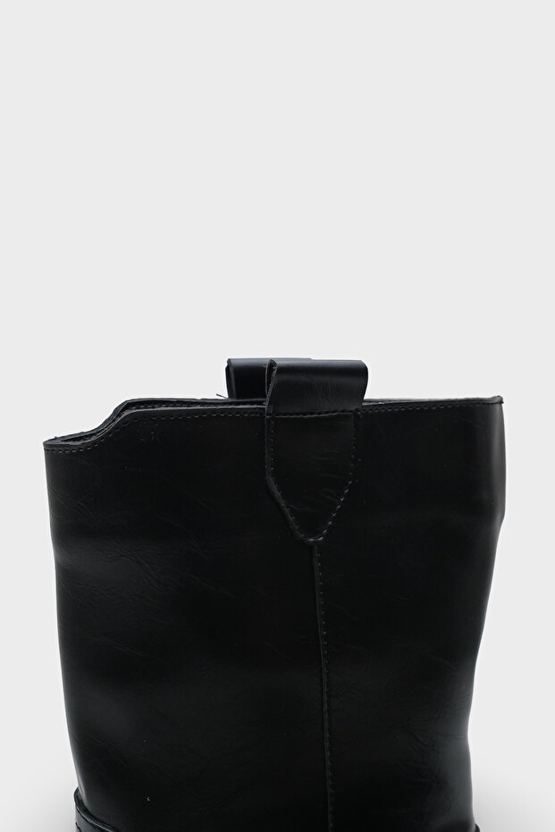 Emmye Kadın Bot - 2