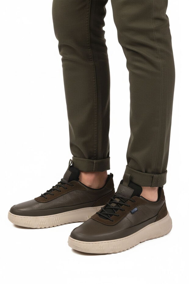 Khaki Genuine Leather Lace-Up Men's Casual Shoes