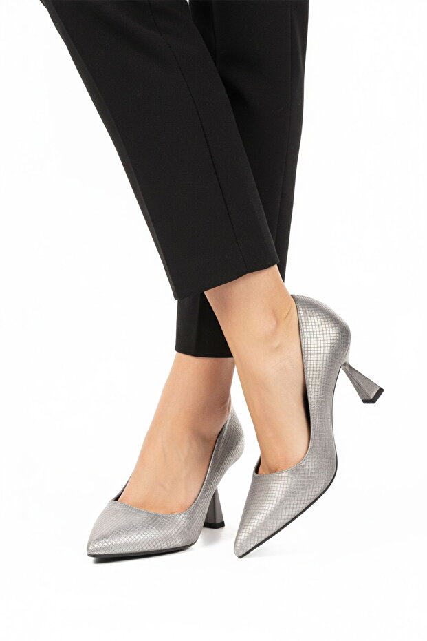 Platinum Women's Heeled Shoes