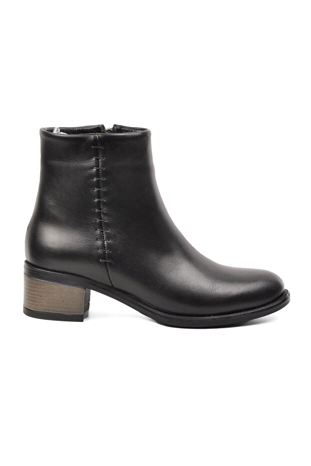 Black Women's Heeled Boots