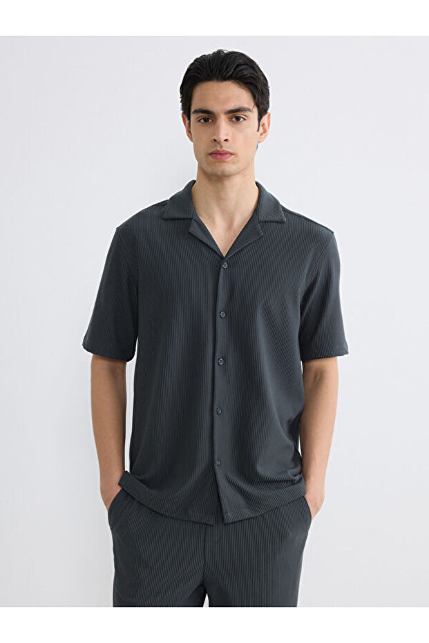 Regular Fit Resort Collar Men's Shirt